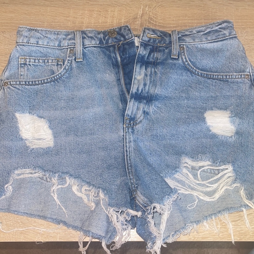 F21 blue shorts